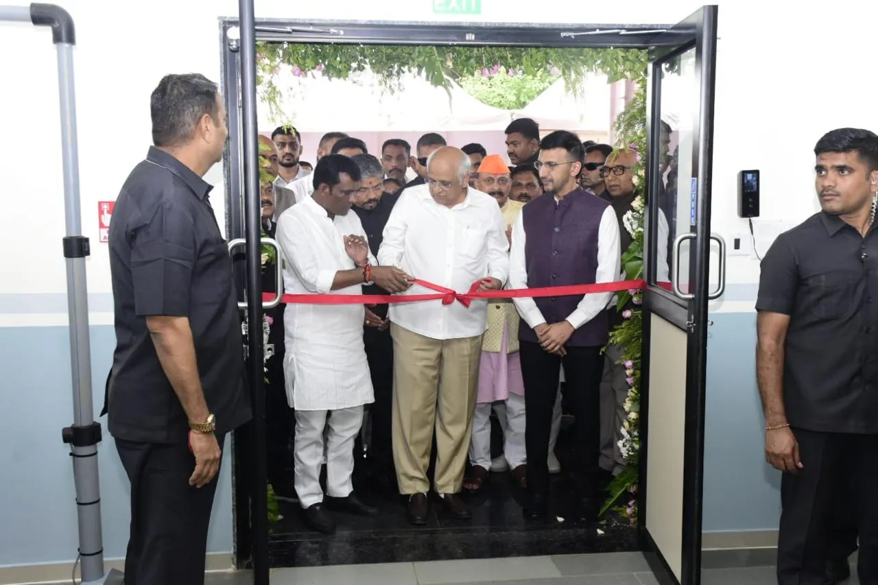 Tapi Vyara 317 Bed Hospital (3).webp