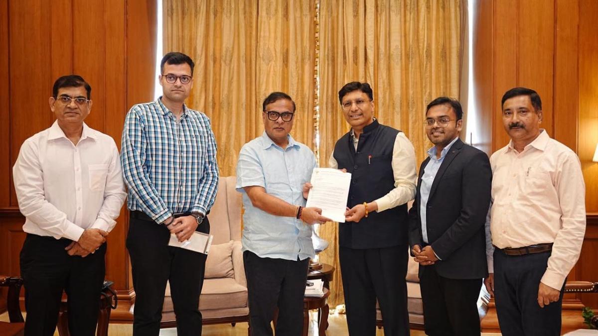 Paras Desai:  FAITTAનું પૂરગ્રસ્ત આસામ માટે ₹81.36 લાખનું સહાય યોગદાન